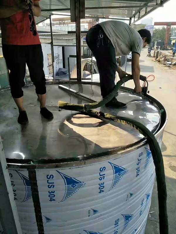 不銹鋼聚氨酯保溫養殖水箱(圖1) 不銹鋼聚氨酯保溫養殖水箱